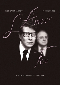 A Moda Segundo Yves Saint Laurent (2010)